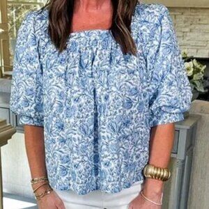 Floral Blue Puff Sleeve Top Entro NWOT